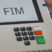Segundo turno de 2026 teve quase 3 milhões de eleitores a mais nas urnas. Abstenção caiu para 19,22%, menor índice em 20 anos. Veja os dados.