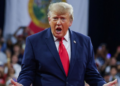 Donald Trump questiona reeleição de Lula, critica prorrogação da votação e sugere fraude sem apresentar provas. TSE confirmou vitória no segundo turno.