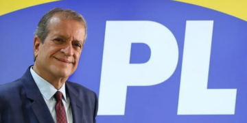 Valdemar Costa Neto confirma reconhecimento da vitória de Lula pelo PL após segundo turno das eleições presidenciais.