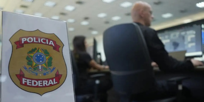 Celular apreendido revela novas pistas e leva PF à nona fase da Operação Unha e Carne no Rio. Investigação apura lavagem de dinheiro e patrimônio de luxo.