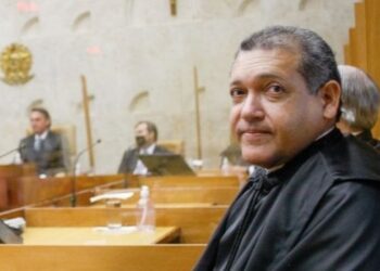 Presidente do TSE, ministro Kassio Nunes Marques, determinou análise técnica urgente sobre o canal “Exército do Lula” e convidou representantes das campanhas presidenciais para uma reunião.