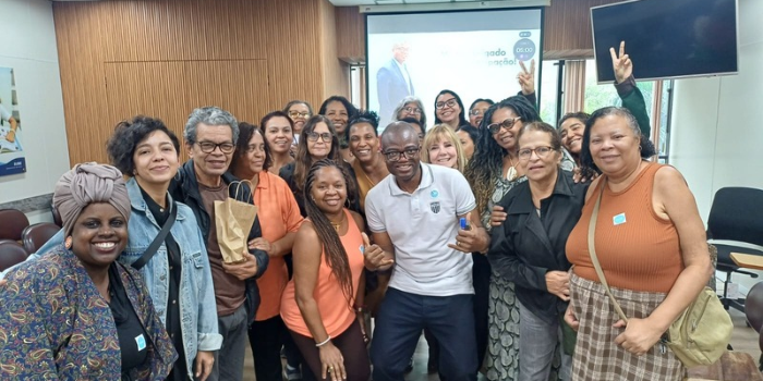 Prefeitura do Rio capacita 30 mulheres empreendedoras sobre formação de preços, custos, margem de lucro e gestão de pequenos negócios.