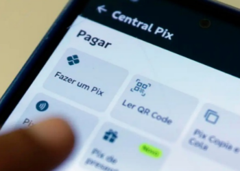 Nova regra do Banco Central permitirá usar o Pix Automático diretamente na conta-salário para pagamentos recorrentes a partir de julho de 2027.