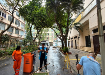 Força-tarefa da Prefeitura do Rio reúne equipes para reforçar a limpeza, conservação, iluminação e fiscalização em Copacabana.