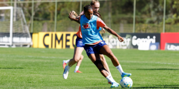 Brasil enfrenta Argentina neste sábado (10), às 16h30, no Beira-Rio. Veja escalação, desfalques e detalhes do amistoso feminino.