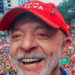 Conheça a trajetória de Lula, da infância em Pernambuco à Presidência do Brasil, incluindo eleições, programas sociais e decisões judiciais.