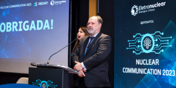 Data centers podem demandar até 70 GW de energia no Brasil até 2050. ABDAN defende geração nuclear, pequenos reatores modulares e definição sobre Angra 3.